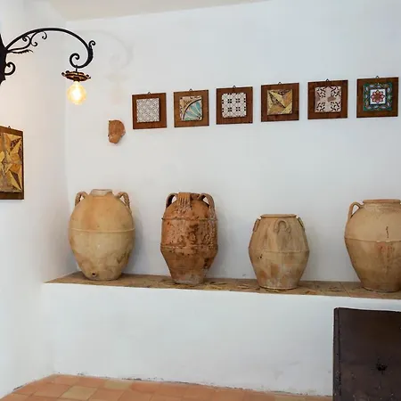 Pensión Palazzo Santa Maria - Fondazione Meeting Del Mare C.r.e.a. Camerota